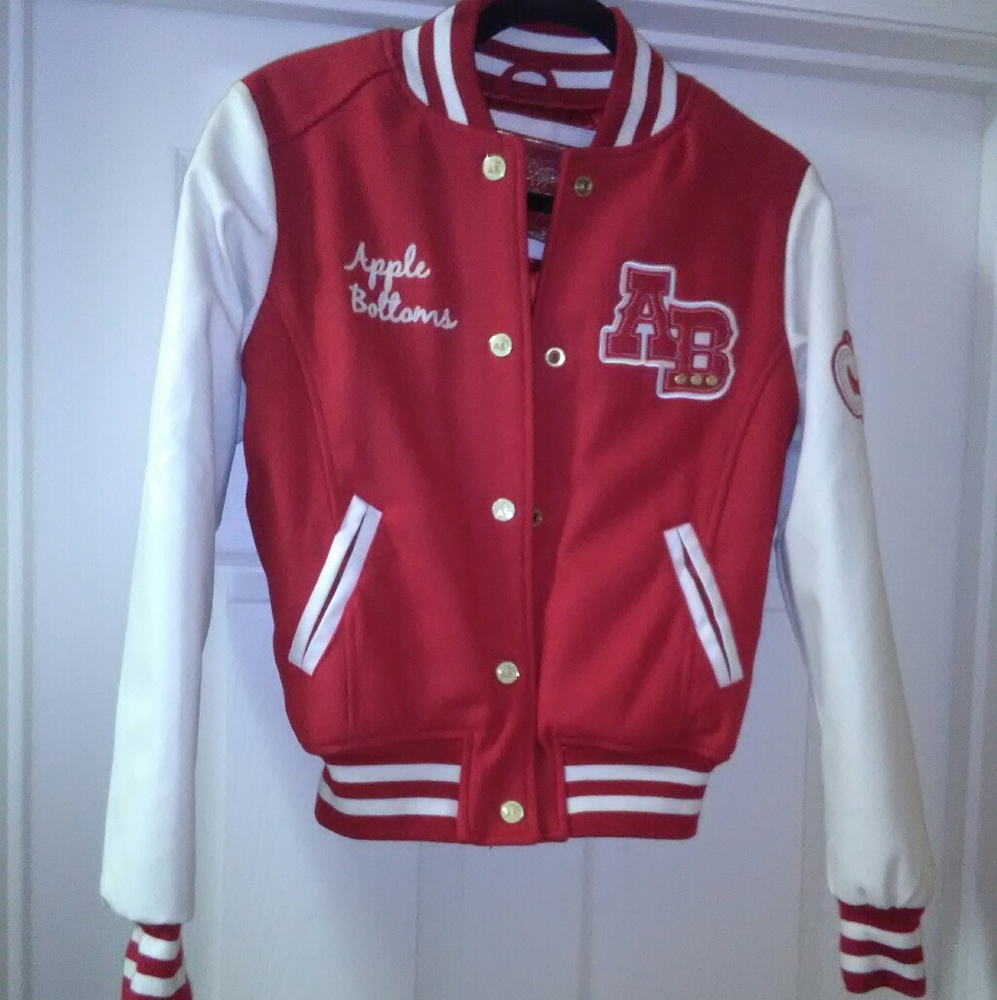 Apple Bottoms varsity